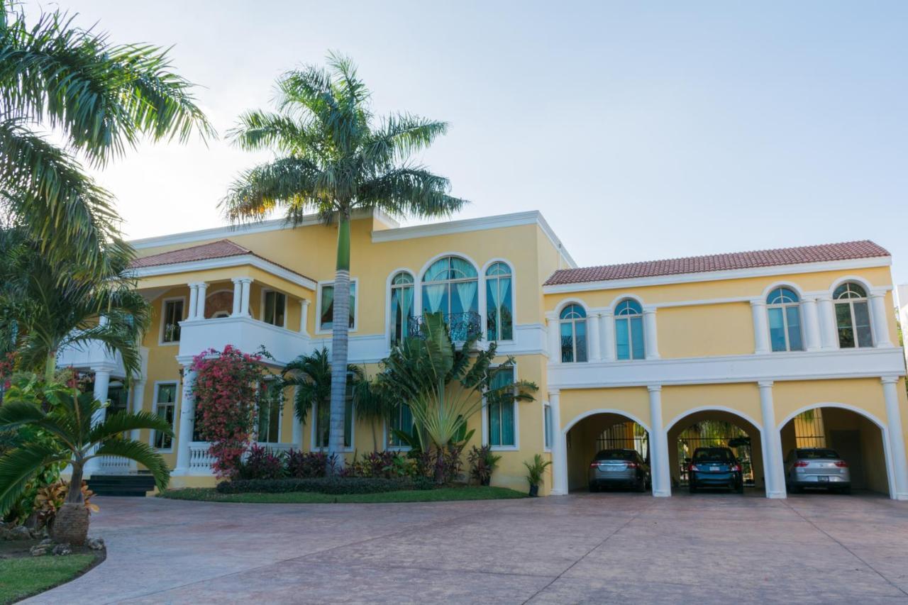 Hotel Boutique Mansion La Ceiba Mérida Kültér fotó